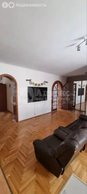 4-комнатная квартира: Тюмень, улица Семакова, 9 (127.5 м) - Фото 2