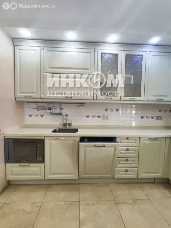 3-комнатная квартира: Москва, Пятницкое шоссе, 36к1 (76 м) - Фото 2