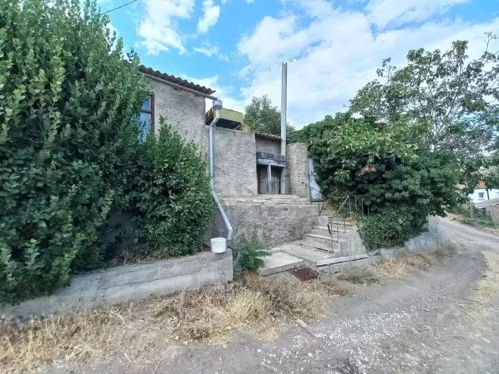 Дом в Крым, Алушта муниципальный округ, с. Рыбачье ул. Северная, 4 ... - Фото 0