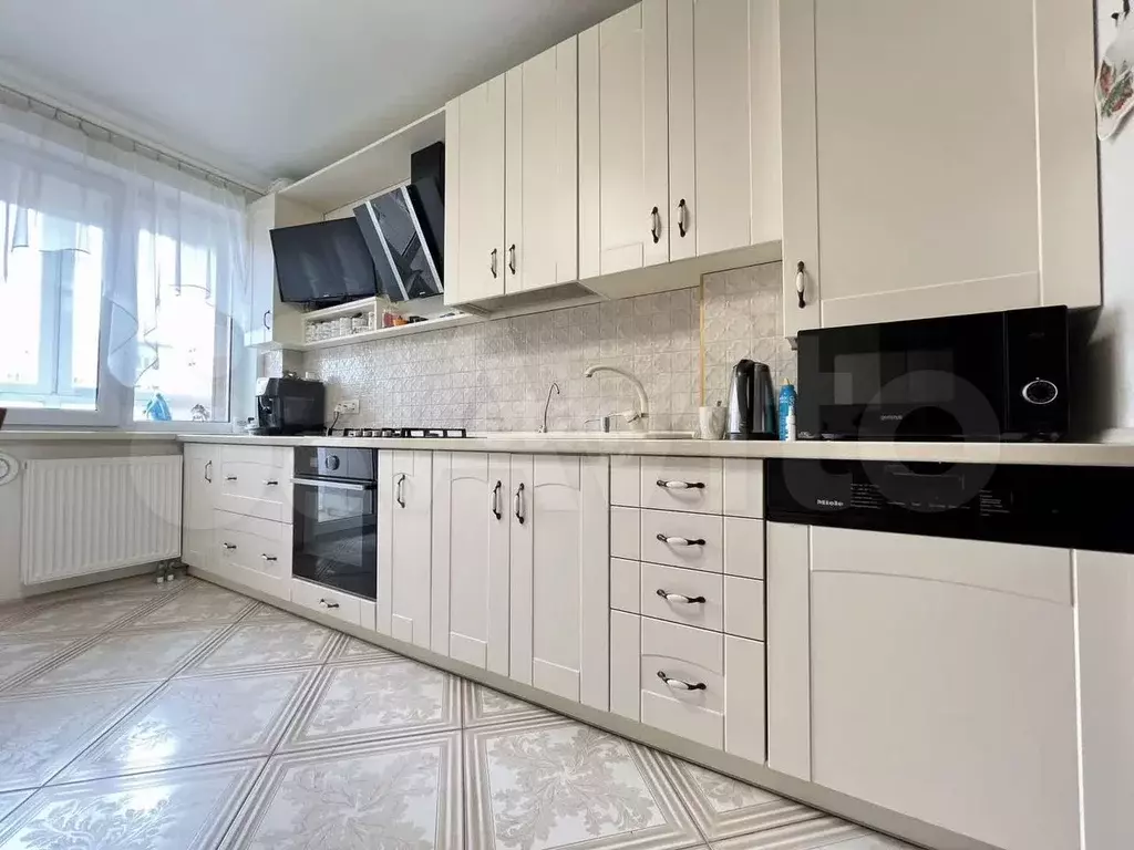 2-к. квартира, 64 м, 2/9 эт. - Фото 1