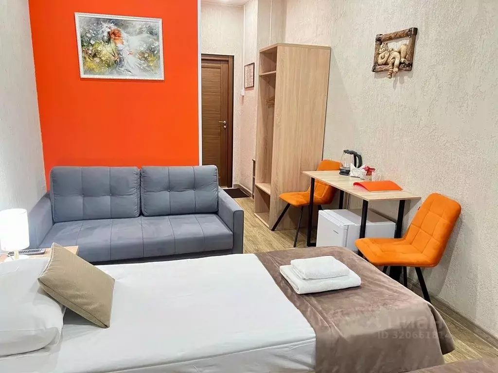Комната Ленинградская область, Тихвин 3-й мкр, 19 (19.0 м) - Фото 1