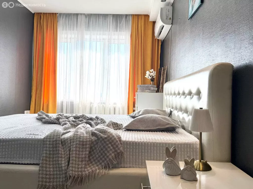 3-комнатная квартира: Зея, микрорайон Светлый, 11 (57.5 м) - Фото 1