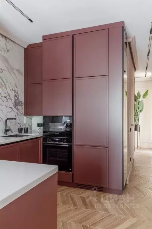 3-к кв. Краснодарский край, Сочи Светлана мкр, ул. Депутатская, 10Г ... - Фото 1