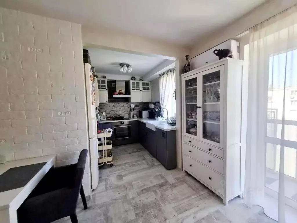 2-к кв. Крым, Керчь ул. Юных Ленинцев, 4 (43.0 м) - Фото 2