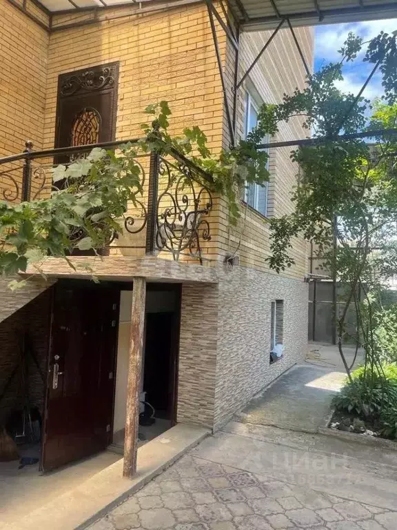 Дом в Ставропольский край, Минераловодский муниципальный округ, пос. ... - Фото 0