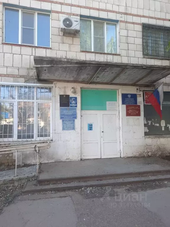 Помещение свободного назначения в Волгоградская область, Быково рп ул. ... - Фото 1