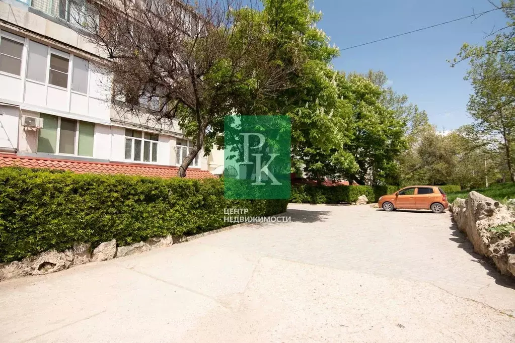 Комната Севастополь ул. Глухова, 9 (18.4 м) - Фото 0