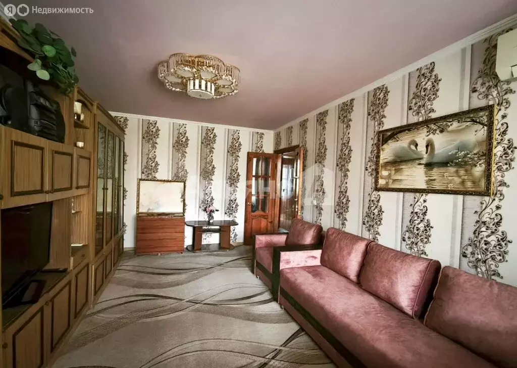 3-комнатная квартира: Шахты, переулок Татаркина, 19 (57.4 м) - Фото 1