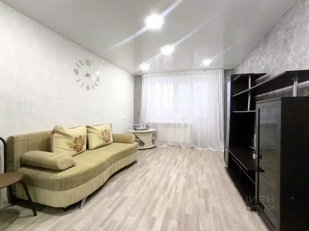 2-к кв. Татарстан, Зеленодольск ул. Ивана Заикина, 10 (46.0 м) - Фото 1