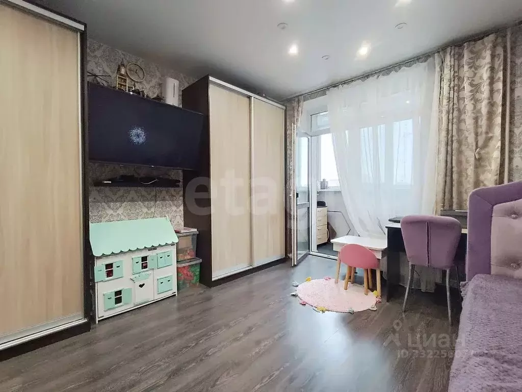 1-к кв. Тюменская область, Тюмень ул. Тимофея Чаркова, 79к2 (53.0 м) - Фото 1