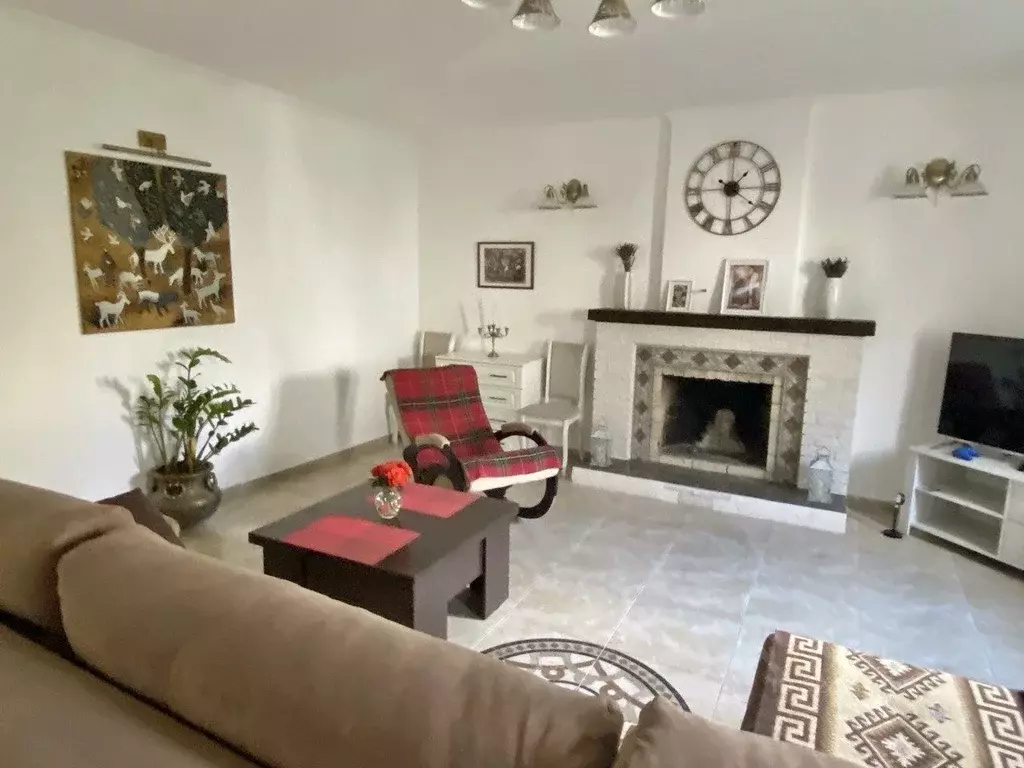 Дом в Крым, Судак муниципальный округ, с. Веселое ул. Дружная, 5 (250 ... - Фото 2