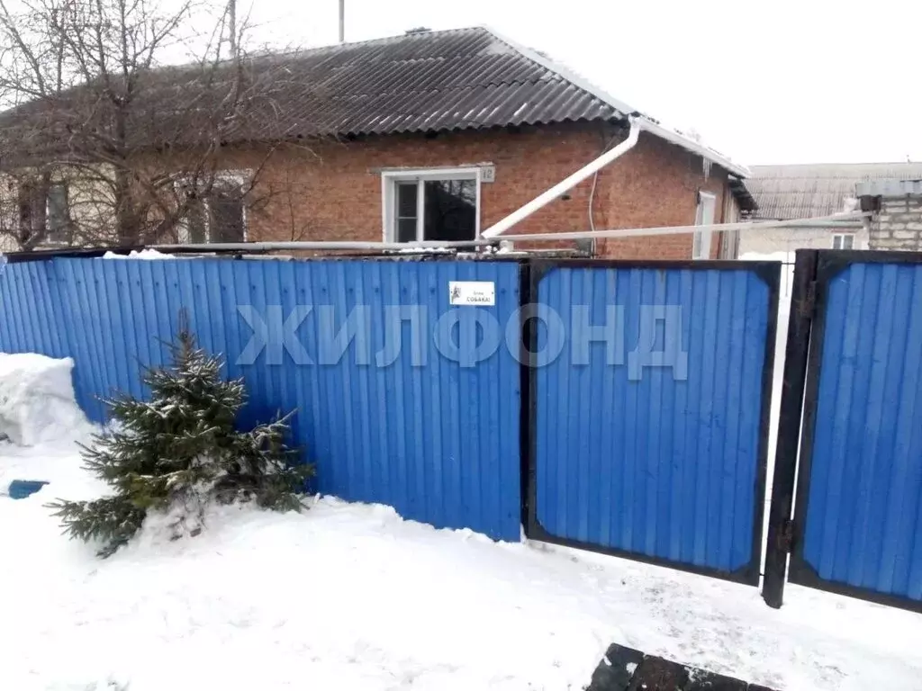 3-комнатная квартира: Камень-на-Оби, Юбилейная улица, 12 (63.3 м) - Фото 1