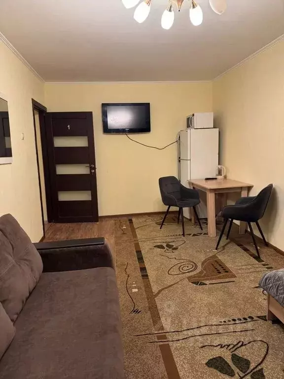 Комната Красноярский край, Емельяново пгт ул. Аэропорт, 2 - Фото 2