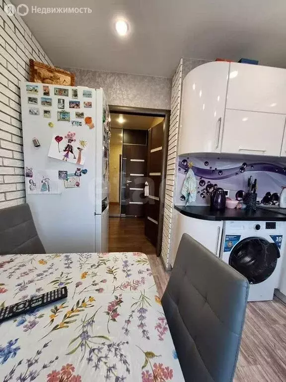 2-комнатная квартира: Курган, жилой район Заозёрный, 6-й микрорайон, 6 ... - Фото 1