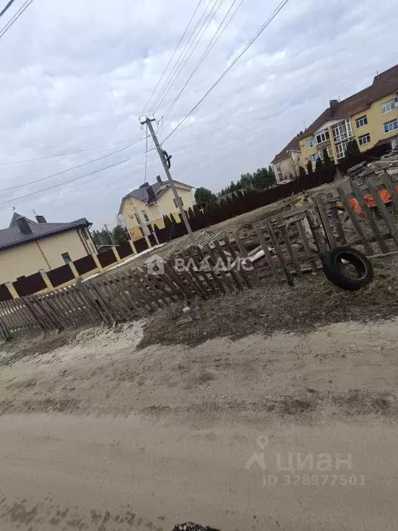 Участок в Воронежская область, Рамонский район, с. Ямное ул. Ленина, ... - Фото 1