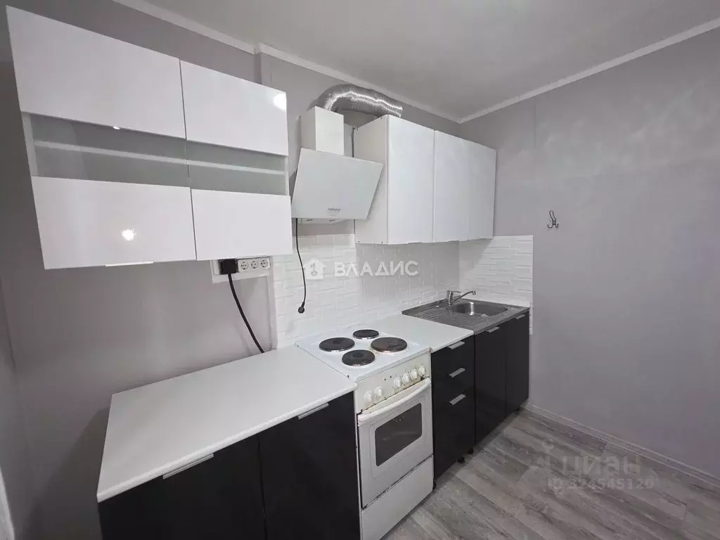 2-к кв. Крым, Симферополь ул. Киевская, 153А (51.0 м) - Фото 1