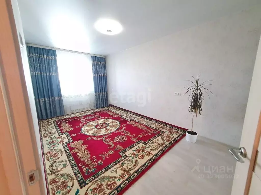 4-к кв. Красноярский край, Красноярск ул. Апрельская, 4Б (76.7 м) - Фото 0