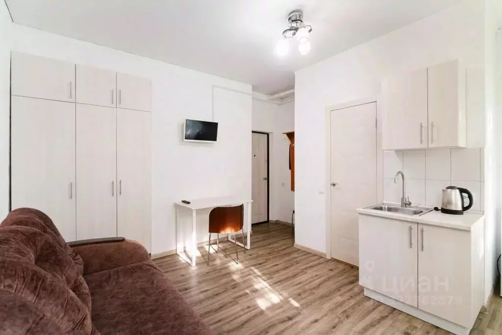 1-к кв. Омская область, Омск ул. Долгирева, 15 (20.0 м) - Фото 2