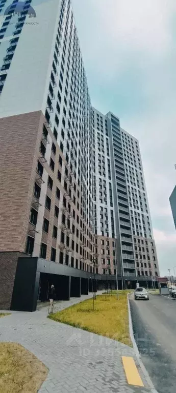 2-к кв. Татарстан, Казань ул. Рауиса Гареева, 103 (53.77 м) - Фото 1