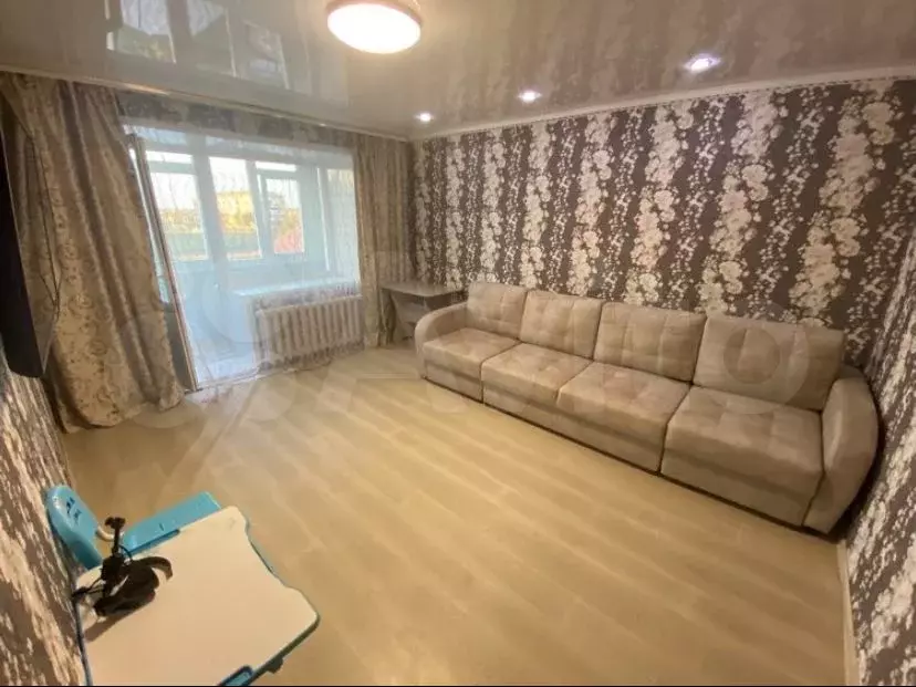 2-к. квартира, 50м, 3/3эт. - Фото 0