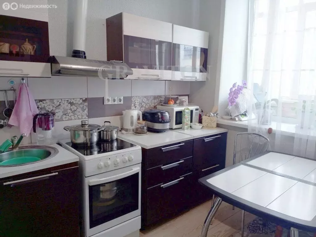 2-комнатная квартира: Горно-Алтайск, улица Эркемена Палкина, 11 (54 м) - Фото 1