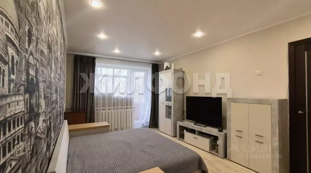 1-к кв. Брянская область, Брянск Октябрьская ул., 139 (30.7 м) - Фото 1