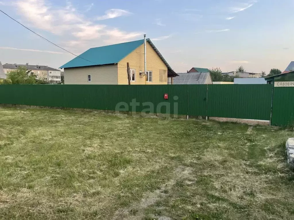 Дом в Челябинская область, Увельский муниципальный округ, с. ... - Фото 1