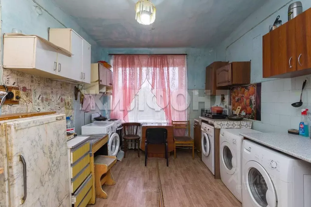 Комната Новосибирская область, Новосибирск Колхидская ул., 1 (15.7 м) - Фото 0