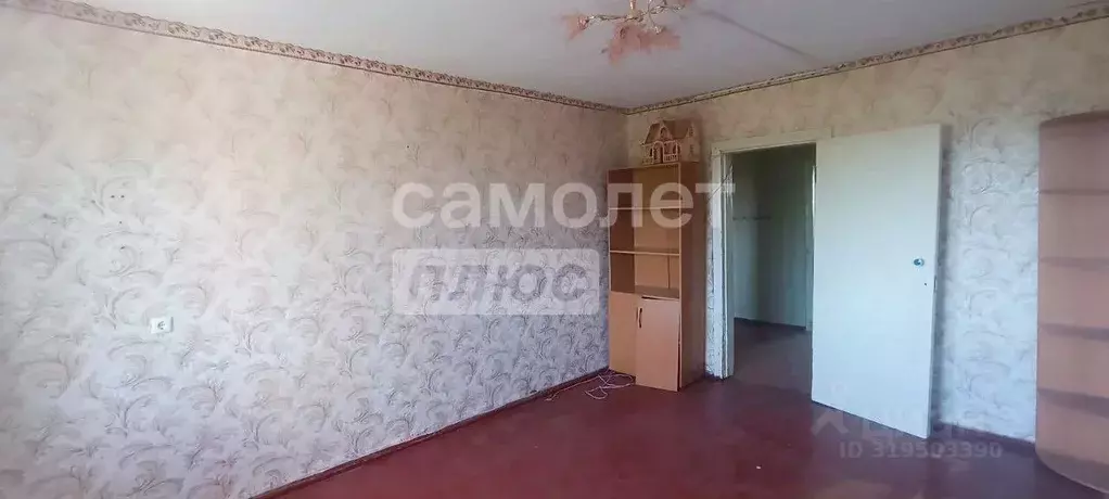 3-к кв. Курская область, Щигры Красная ул., 57 (61.1 м) - Фото 0