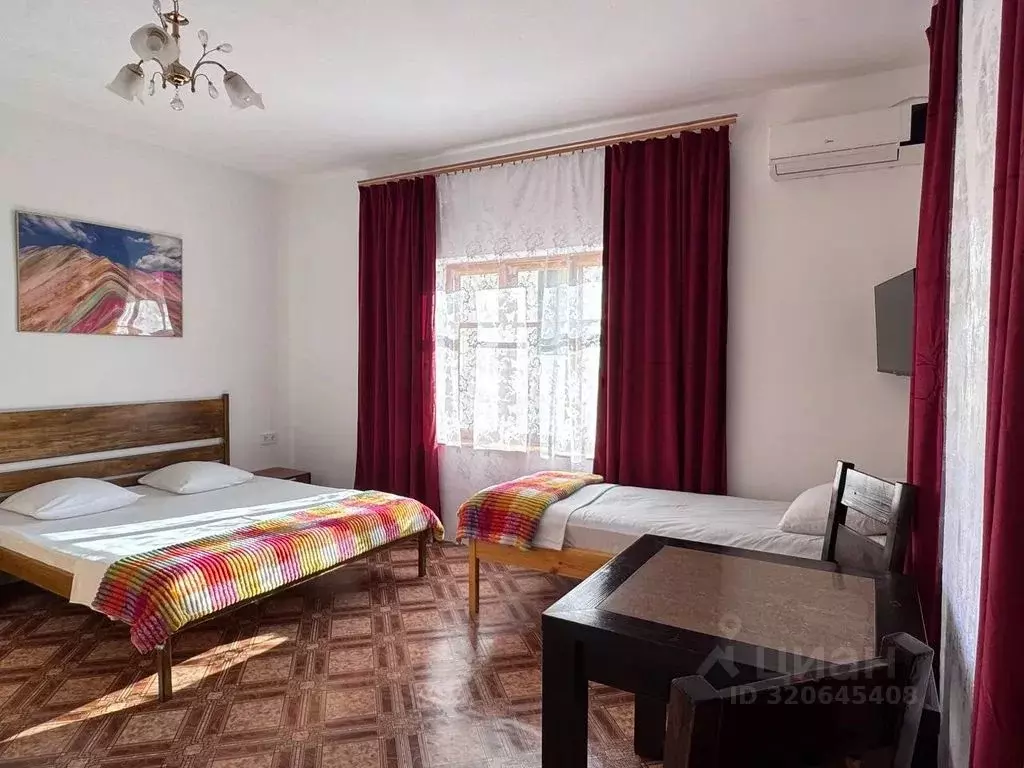 Комната Крым, Судак ул. Таврическая, 73 - Фото 1