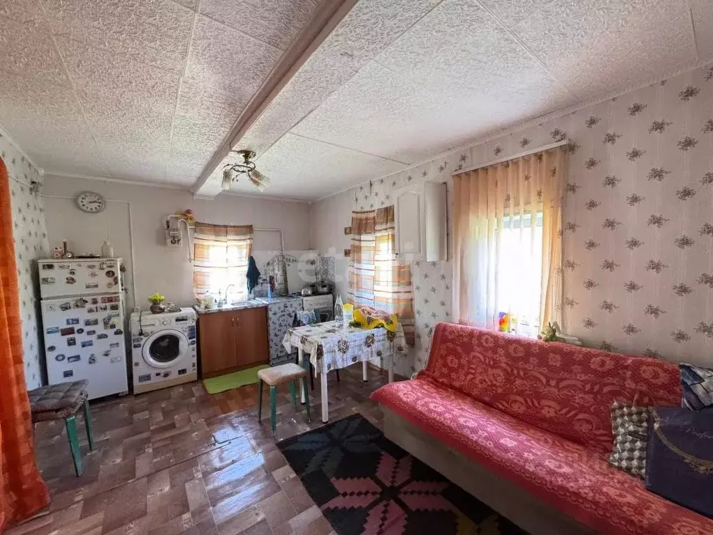 Дом в Башкортостан, Стерлитамакский район, с. Буриказганово ул. ... - Фото 1