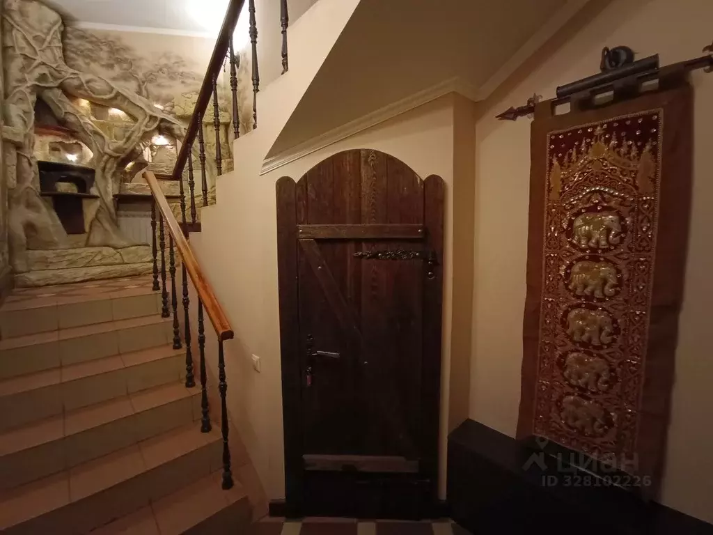 Помещение свободного назначения в Москва Гончарная наб., 1С4 (200 м) - Фото 2