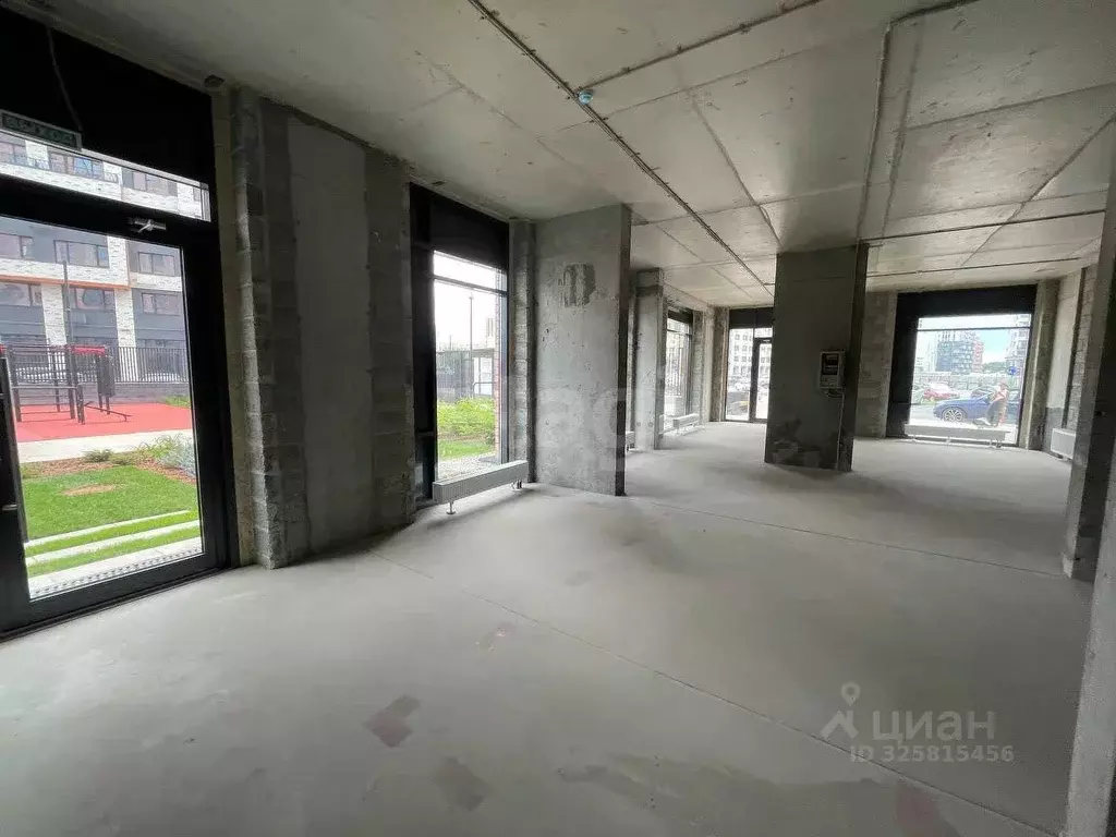 Помещение свободного назначения в Тюменская область, Тюмень ул. Андрея ... - Фото 1