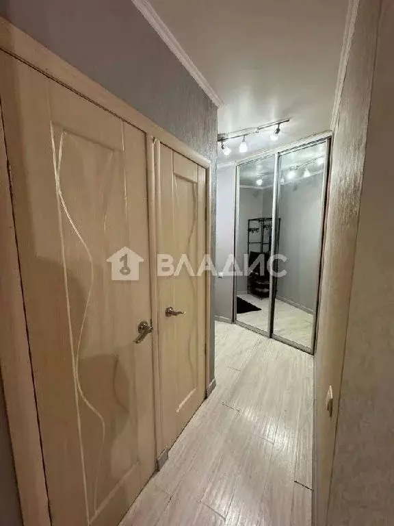 Продается 1-комнатная квартира - Фото 1