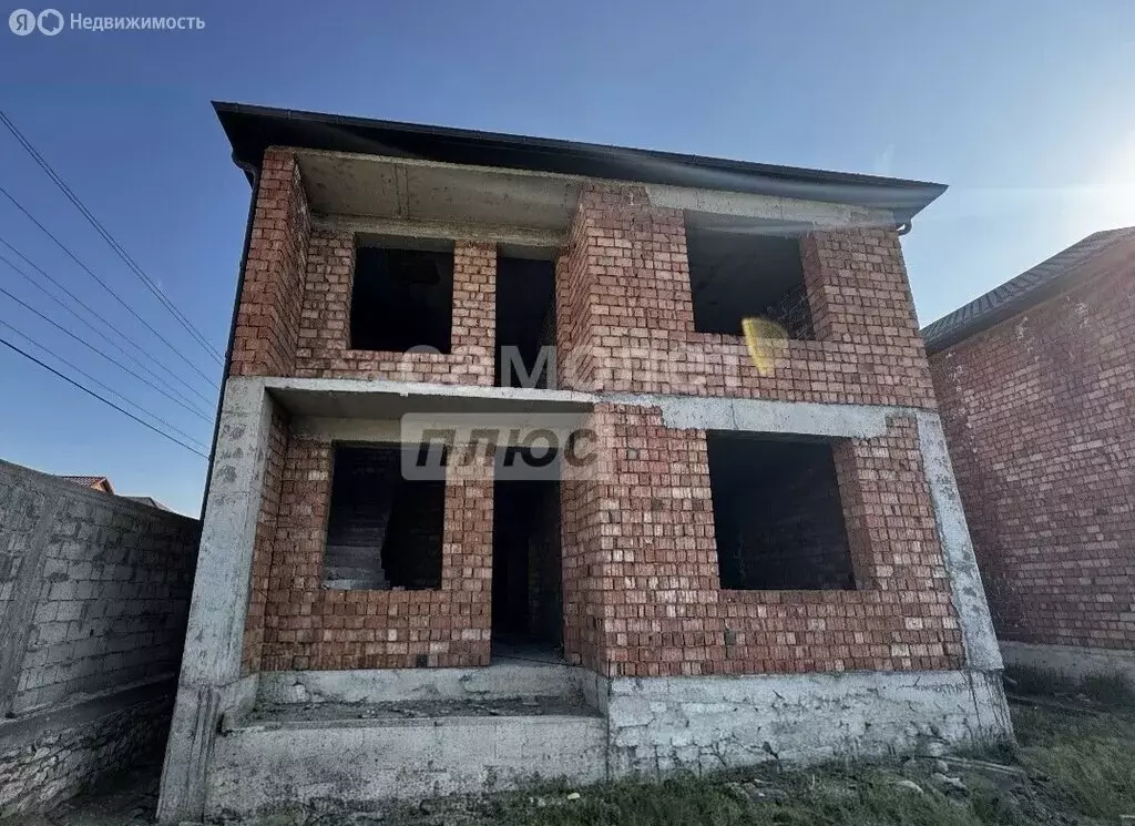 Дом в посёлок городского типа Семендер, улица Интернационалистов, 67 ... - Фото 1