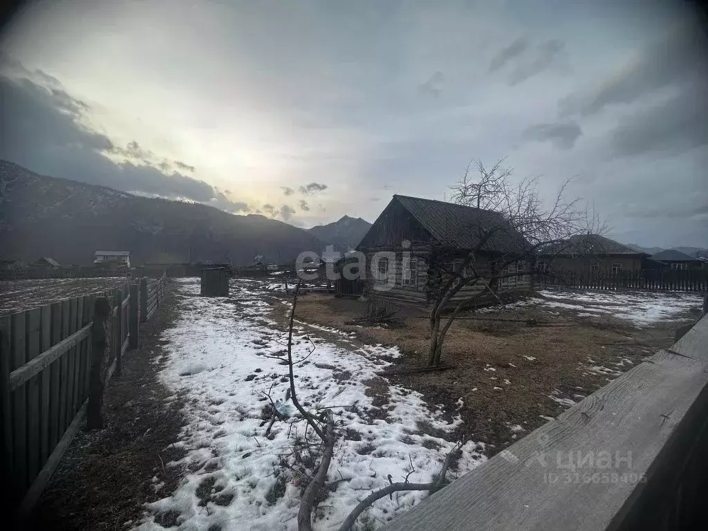 Участок в Алтай, Чемальский район, с. Куюс Центральная ул., 27 (28.0 ... - Фото 1
