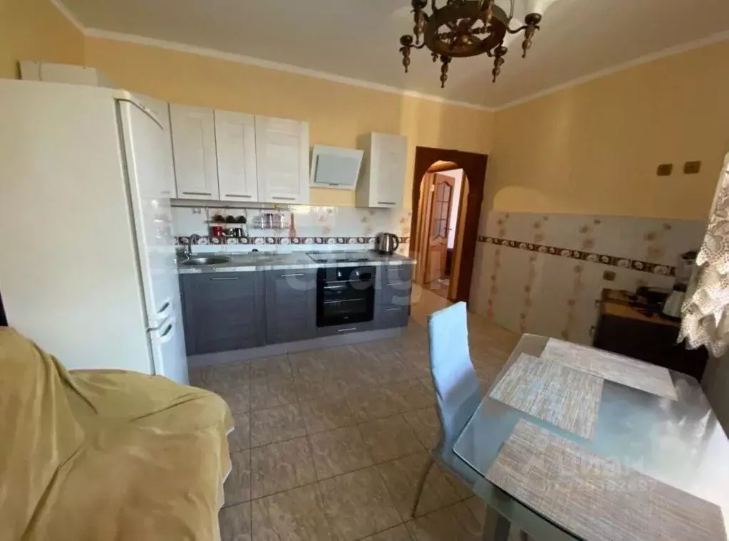 1-к кв. Тюменская область, Тюмень ул. Грибоедова, 13к3 (41.0 м) - Фото 2