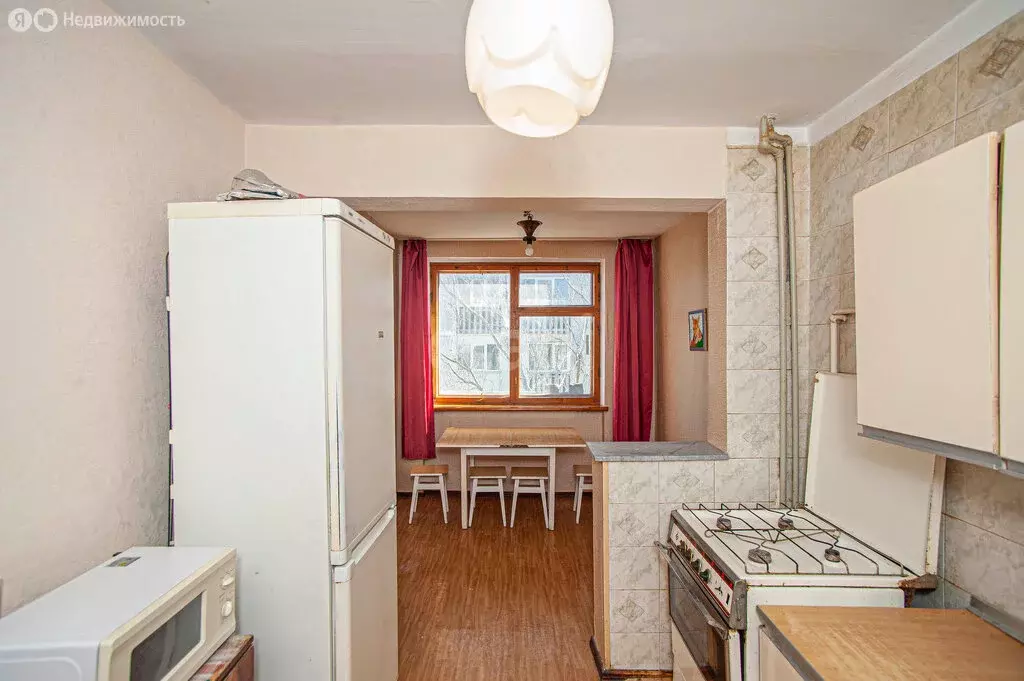 3-комнатная квартира: Севастополь, улица Лизы Чайкиной, 99к1 (86.6 м) - Фото 1