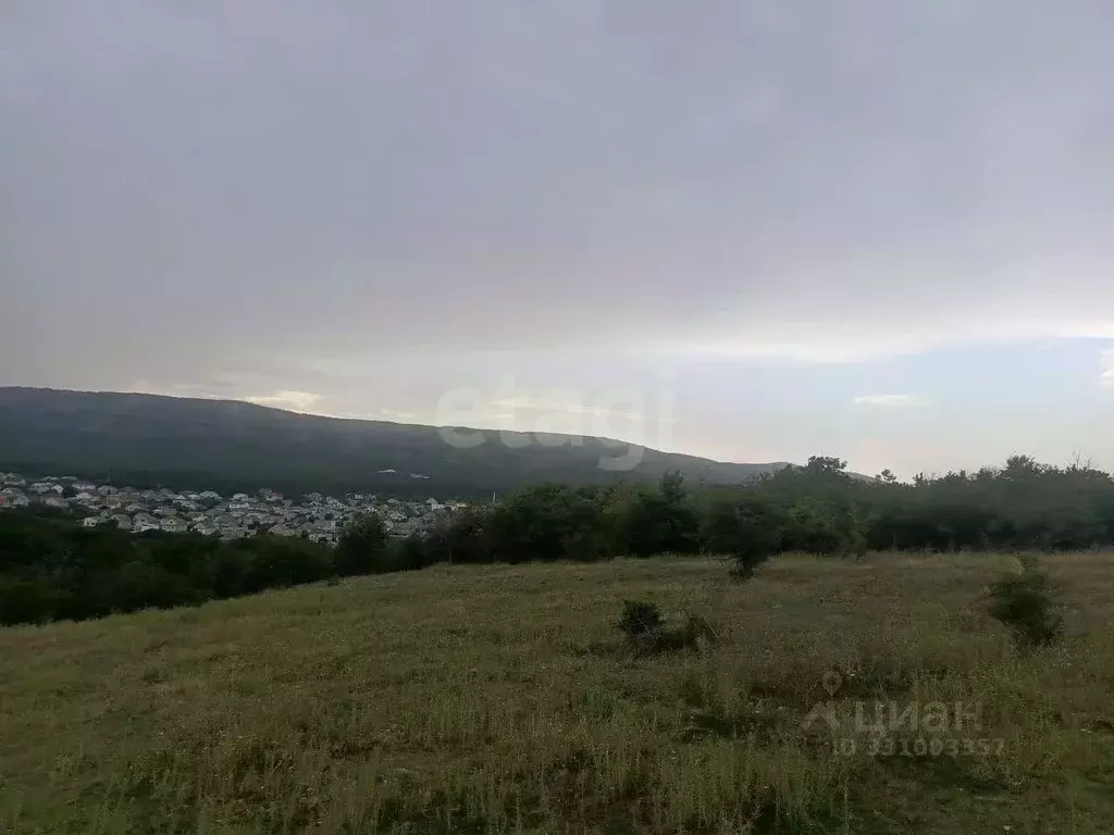 Участок в Крым, Кировский район, Старый Крым городское поселение пер. ... - Фото 1