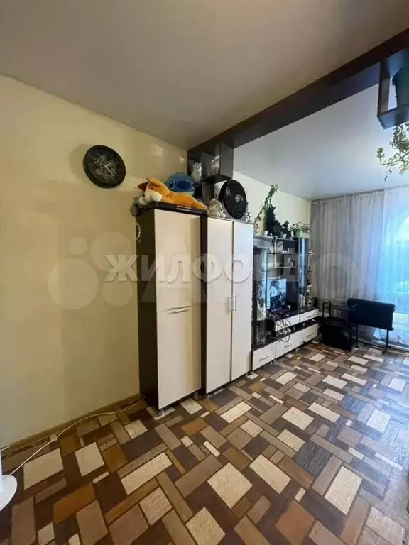 Комната 26 м в 3-к., 2/2 эт. - Фото 1
