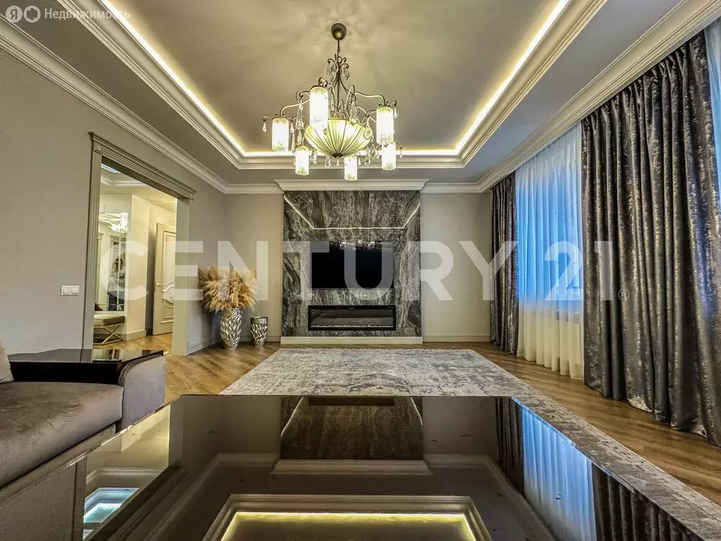 3-комнатная квартира: Махачкала, улица Пирогова, 30 (120 м) - Фото 0
