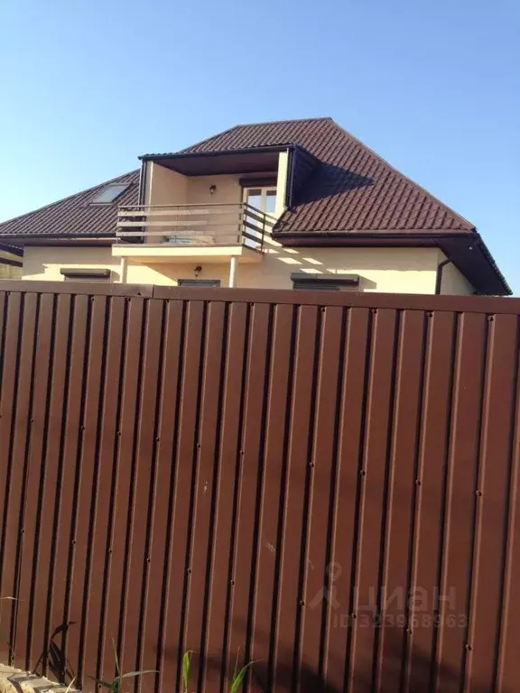 Дом в Крым, Феодосия ул. Вити Коробкова (150 м) - Фото 1