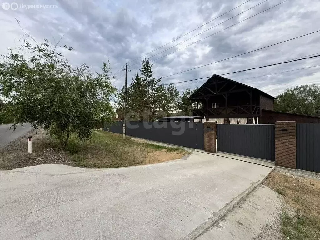 Дом в село Смоленка, Советская улица (149.4 м) - Фото 1