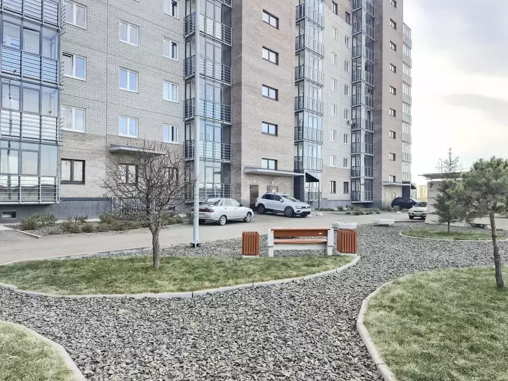 3-к кв. Красноярский край, Красноярск ул. Светлова, 12 (71.53 м) - Фото 1