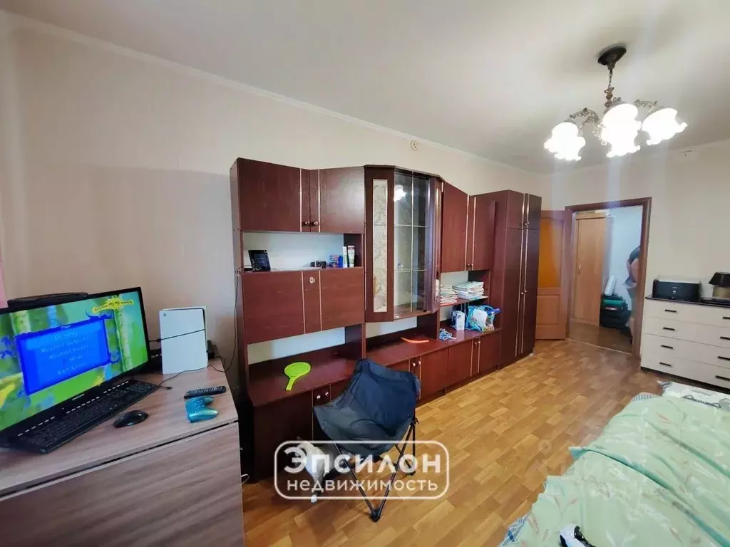 3-к кв. Курская область, Курск просп. Вячеслава Клыкова, 6 (76.6 м) - Фото 1