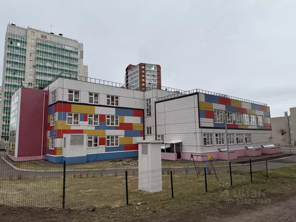 3-к кв. Красноярский край, Красноярск ул. Калинина, 179 (85.4 м) - Фото 1