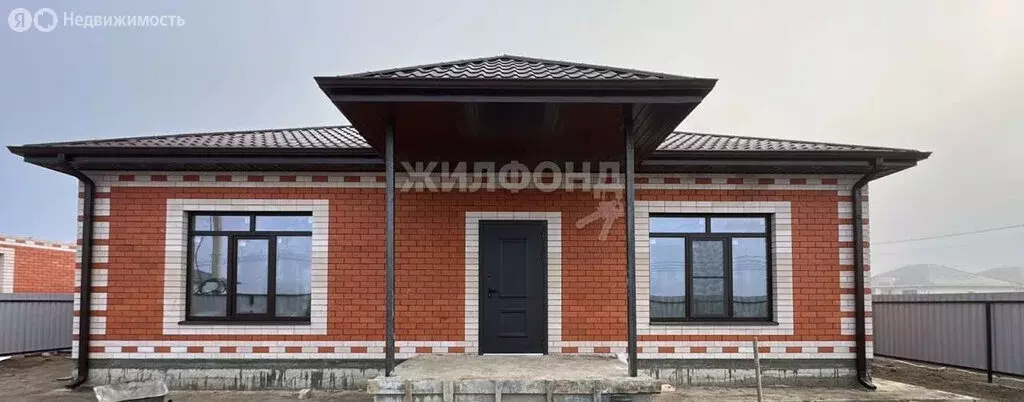Дом в Началово, Ленинградская улица, 45 (130 м) - Фото 1