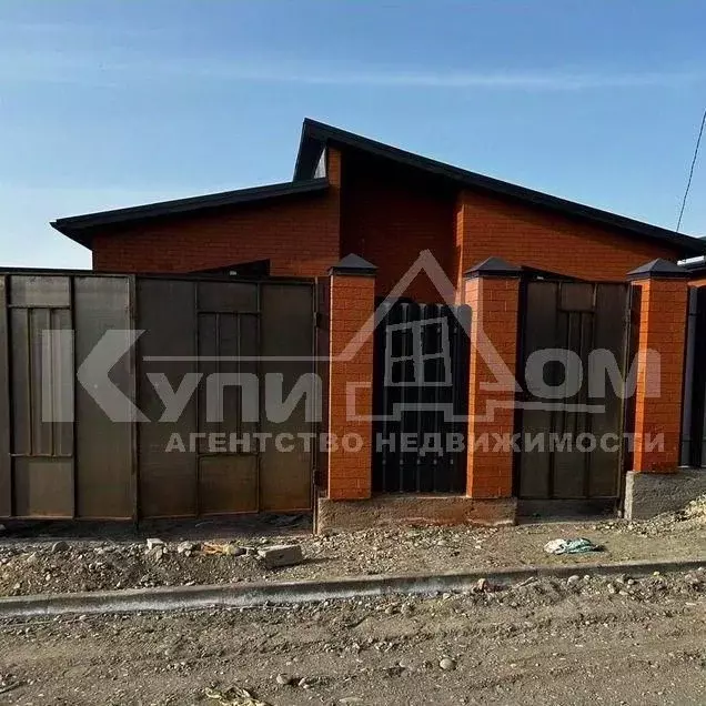 Дом в Ставропольский край, Предгорный муниципальный округ, ... - Фото 0