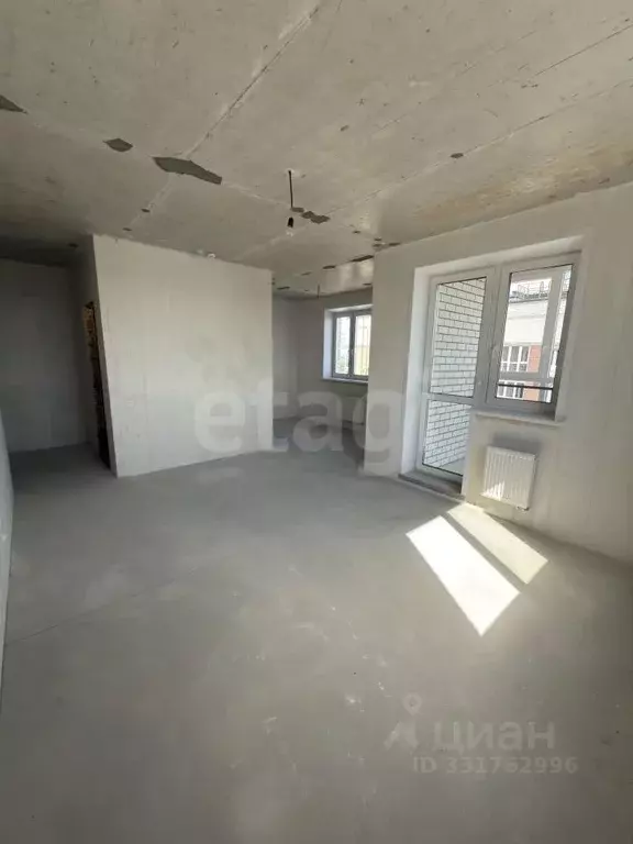 Студия Тюменская область, Тюмень Дамбовская ул., 29к2 (33.8 м) - Фото 1