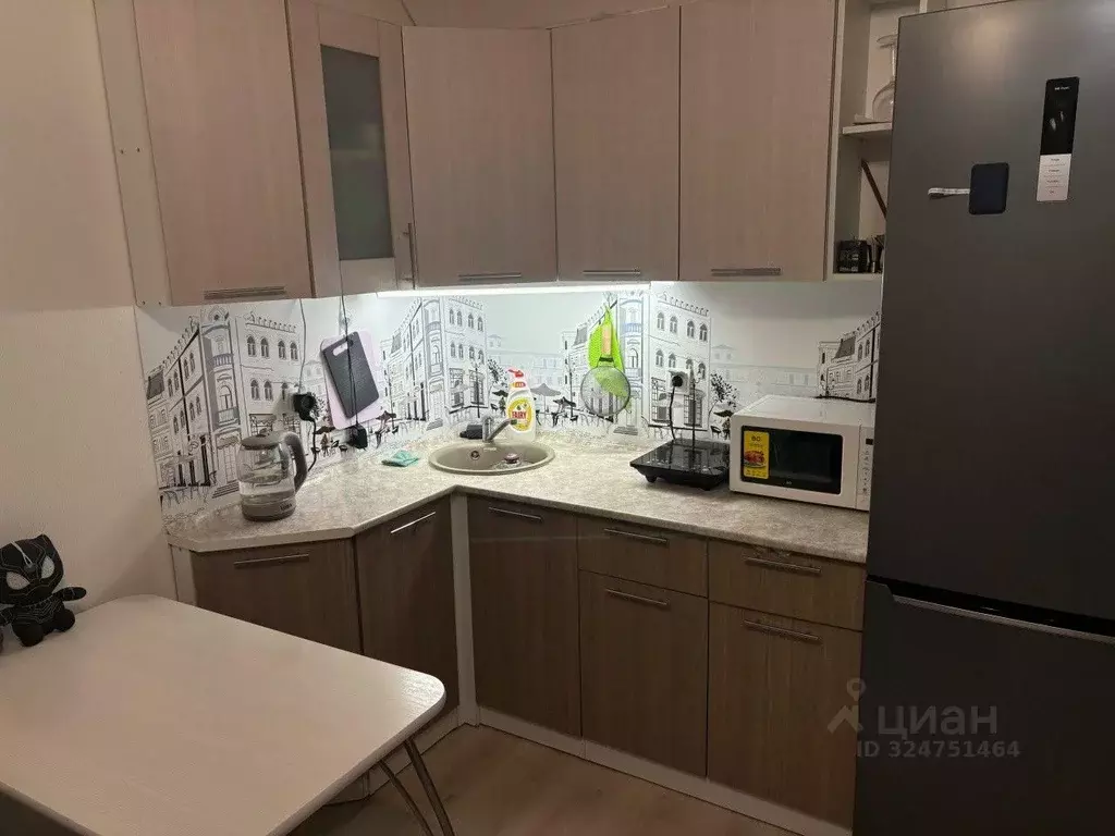 Студия Свердловская область, Екатеринбург ул. Чемпионов, 1 (24.2 м) - Фото 1